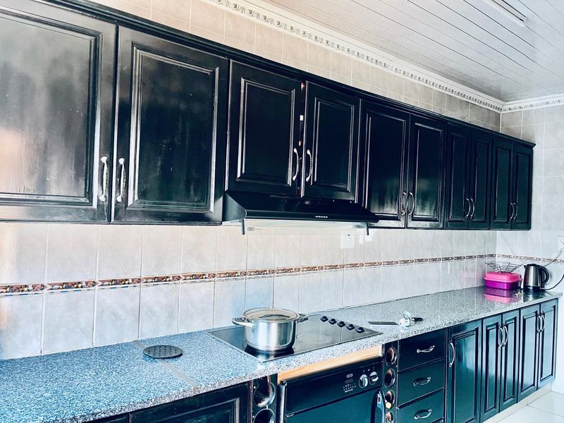 3 Bedroom House for Sale in Esikhawini - Photo 5