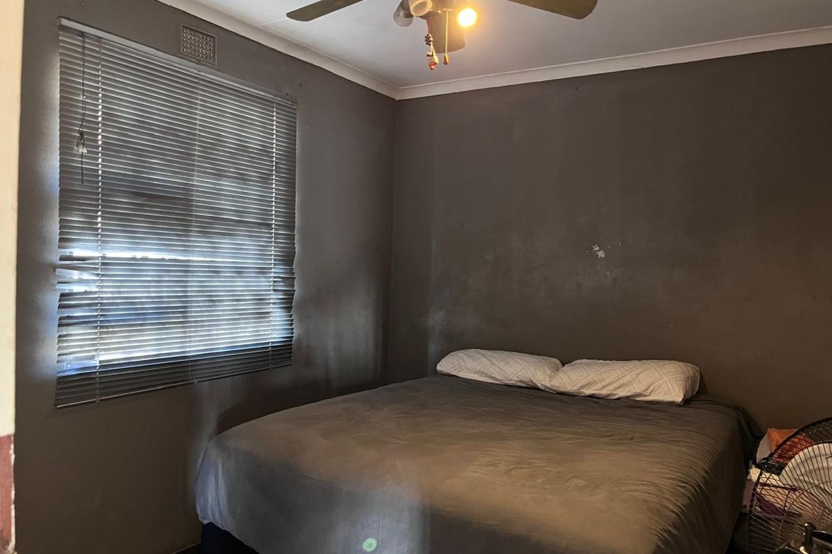 Modern 2-Bedroom House for Sale in Esikhawini - Photo 4