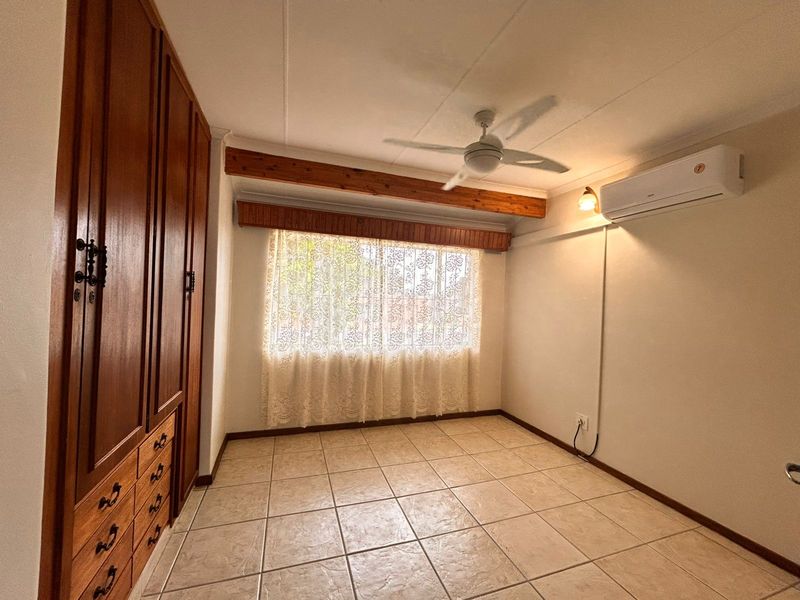 Room to Grow, Space to breathe. The Perfect Setting for Your Next Chapter! - Photo 10