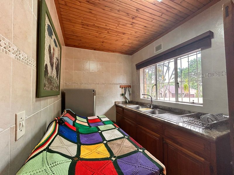 Room to Grow, Space to breathe. The Perfect Setting for Your Next Chapter! - Photo 6