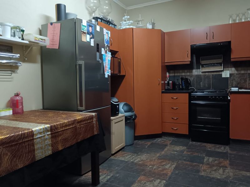 3 Bedroom House in Veld En Vlei - Photo 8