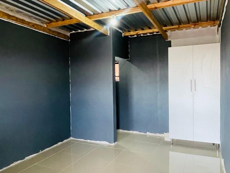 welcome to the 8rooms in the area of Nongoma - Photo 2