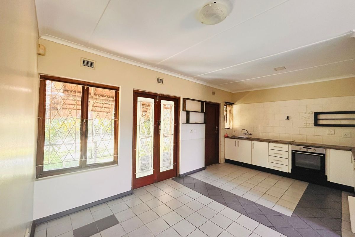 DUEL MANDATE--Prime Located Property with Endless Potential - Photo 3