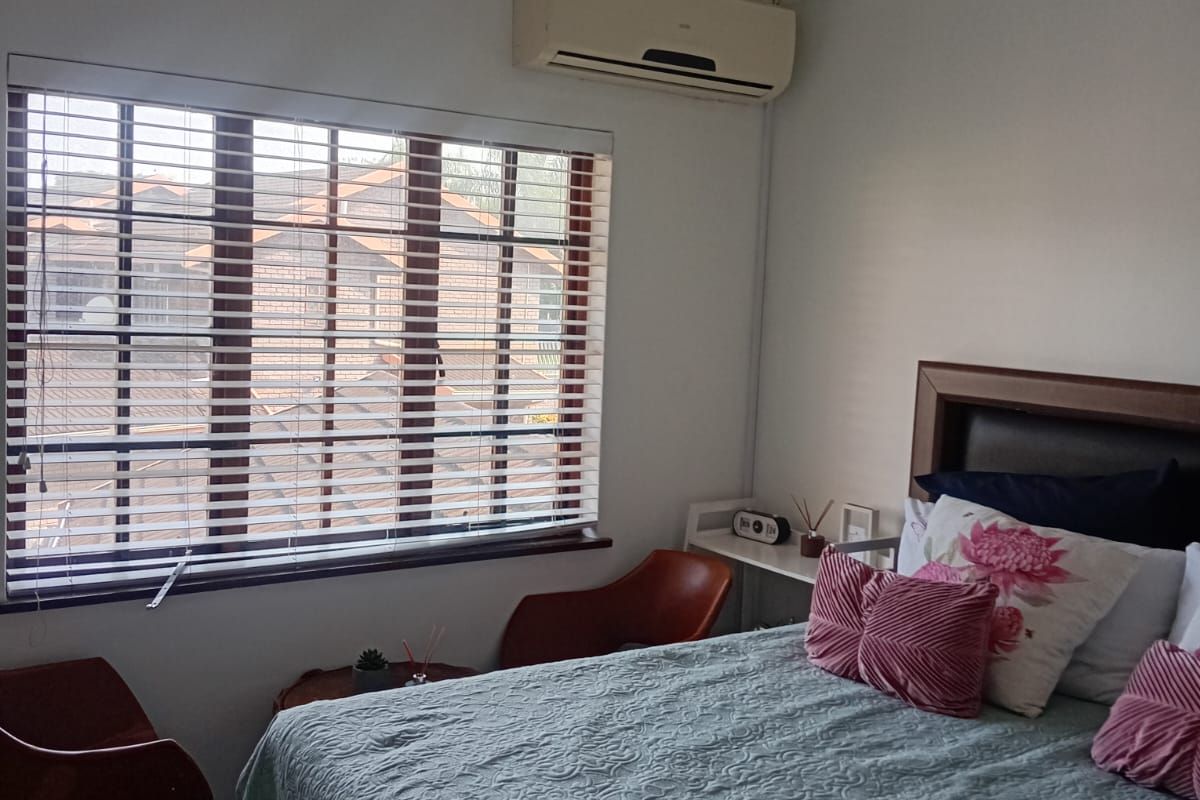 Welcome to this beautifully designed 3-bedroom complex that perfectly combines comfort. - Photo 5