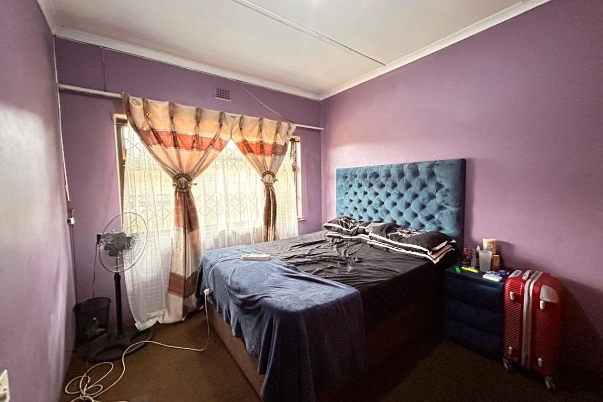 3 Bedroom House in Esikhawini - Photo 3