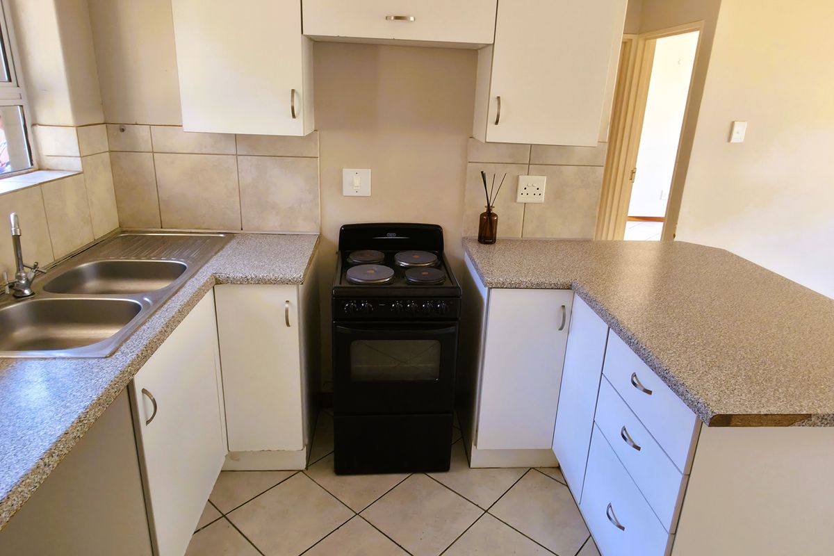 Calling all investors and first time buyers! - Photo 5