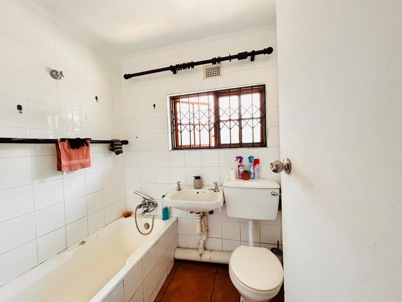 ***Exclusive Mandate*** Duplex in Arboretum for rent - Photo 9