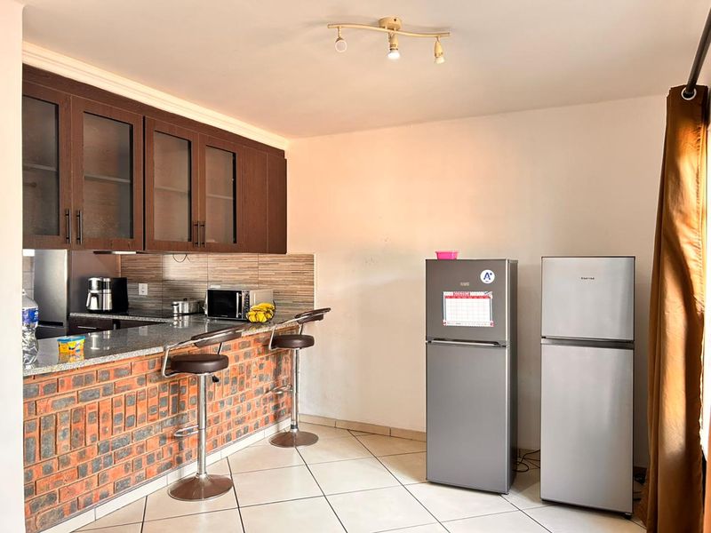 ***Exclusive Mandate*** Duplex in Arboretum for rent - Photo 4