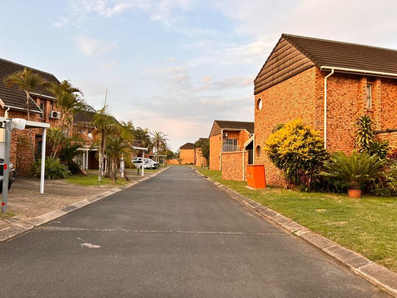 Charming Move In Ready Duplex in a Secure Complex - Photo 3