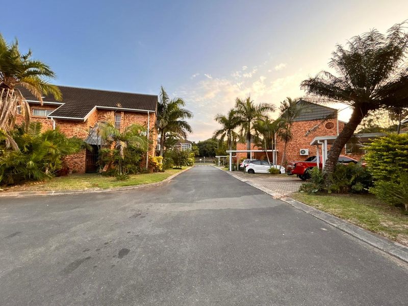 Charming Move In Ready Duplex in a Secure Complex - Photo 2