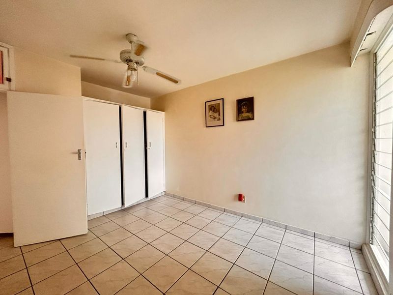 WELCOME TO THE BEAUTIFUL 1.5 BEDROOMS - Photo 2