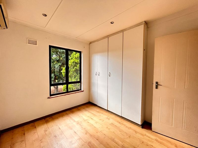NEAT AS A PIN DUPLEX FOR SALE - Photo 8