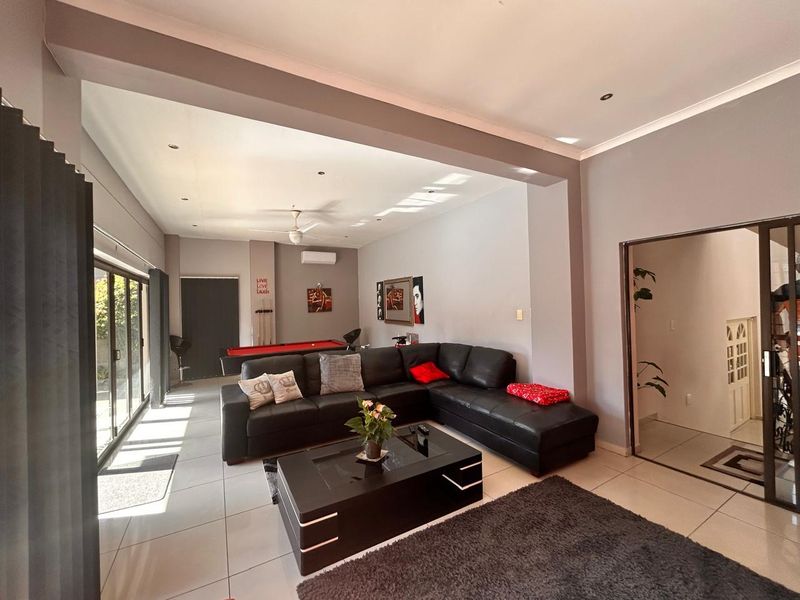 4 bedroom house on Veld En Vlei - Photo 5