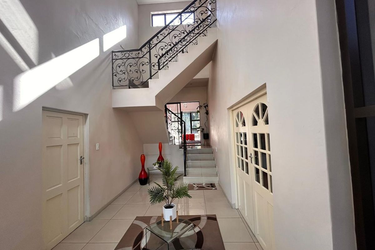 4 bedroom house on Veld En Vlei - Photo 4