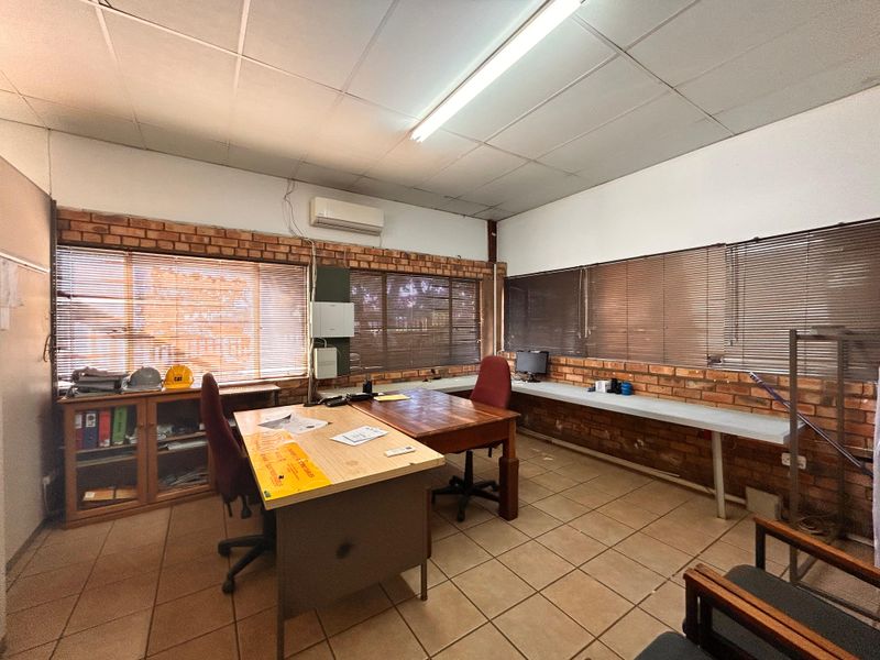Prime Commercial Property for Sale in Empangeni Rail - Photo 7