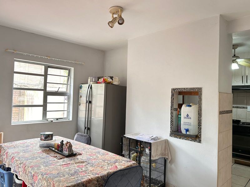 Perfect Investment or First-Time Buyer Opportunity! - Photo 2