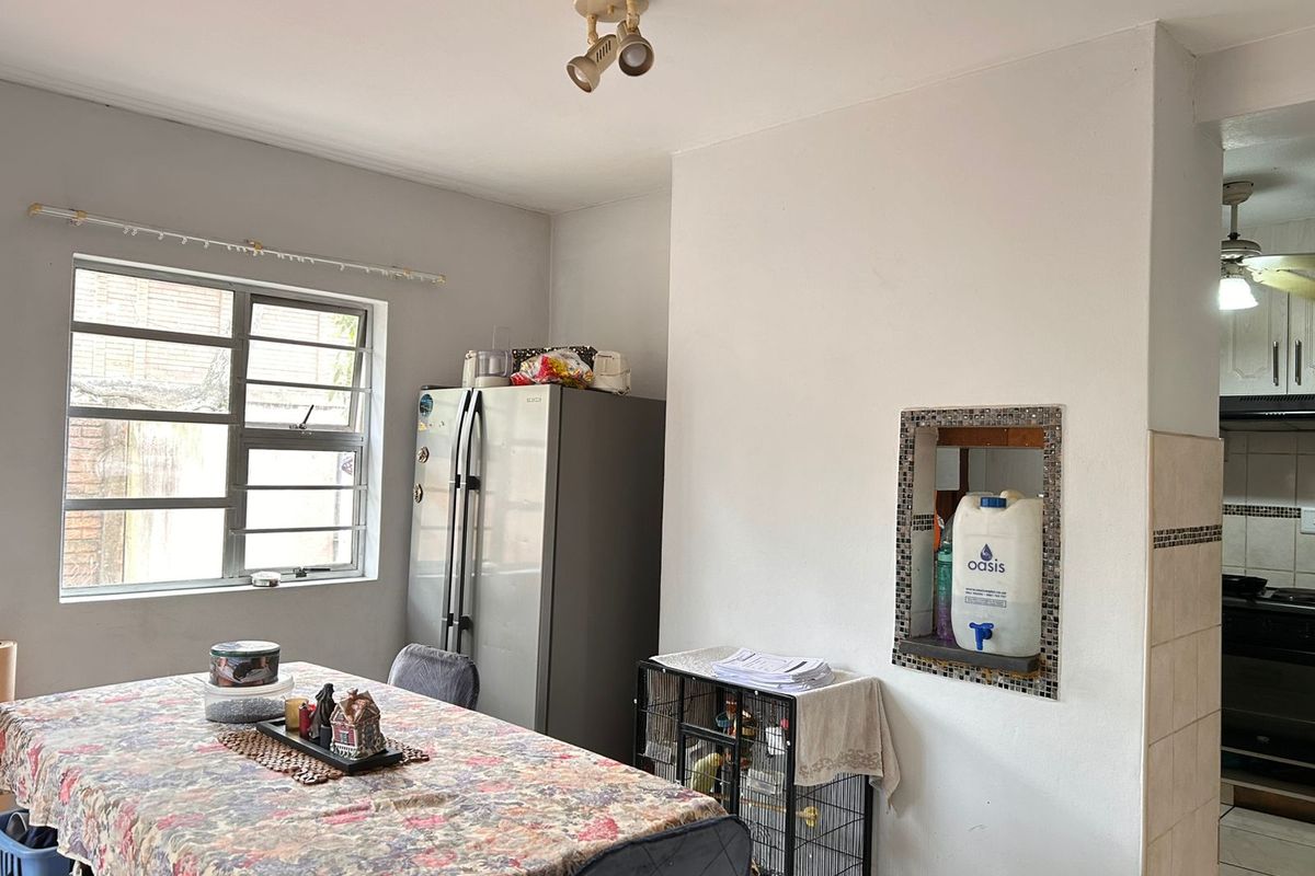 Perfect Investment or First-Time Buyer Opportunity! - Photo 2