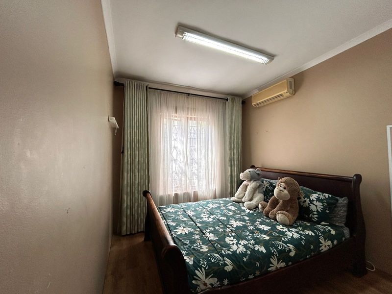 Beautiful 3 Bedroom Home in a Well Maintained Complex - Photo 10