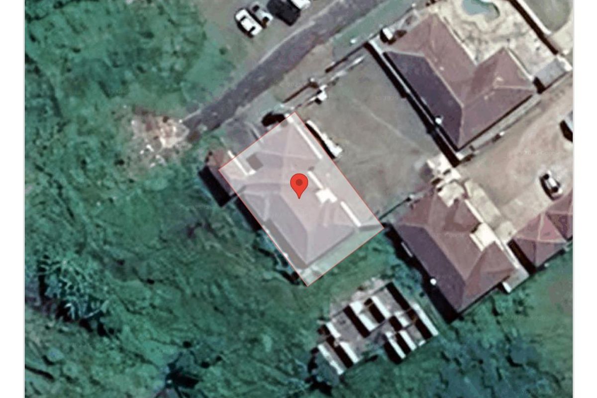 Great Investment Opportunity: Home + Adjacent Vacant Land! - Photo 4