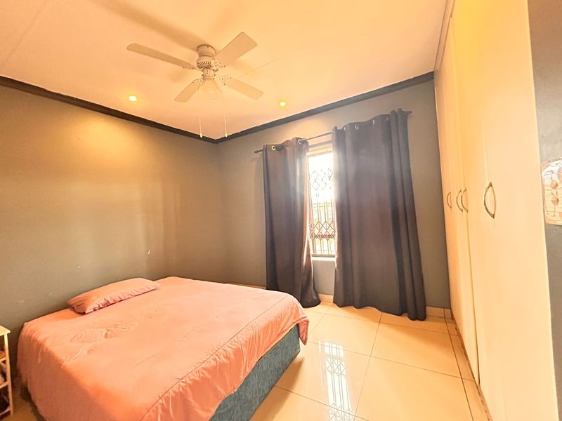 Perfect Family Home in Birdswood - Photo 9