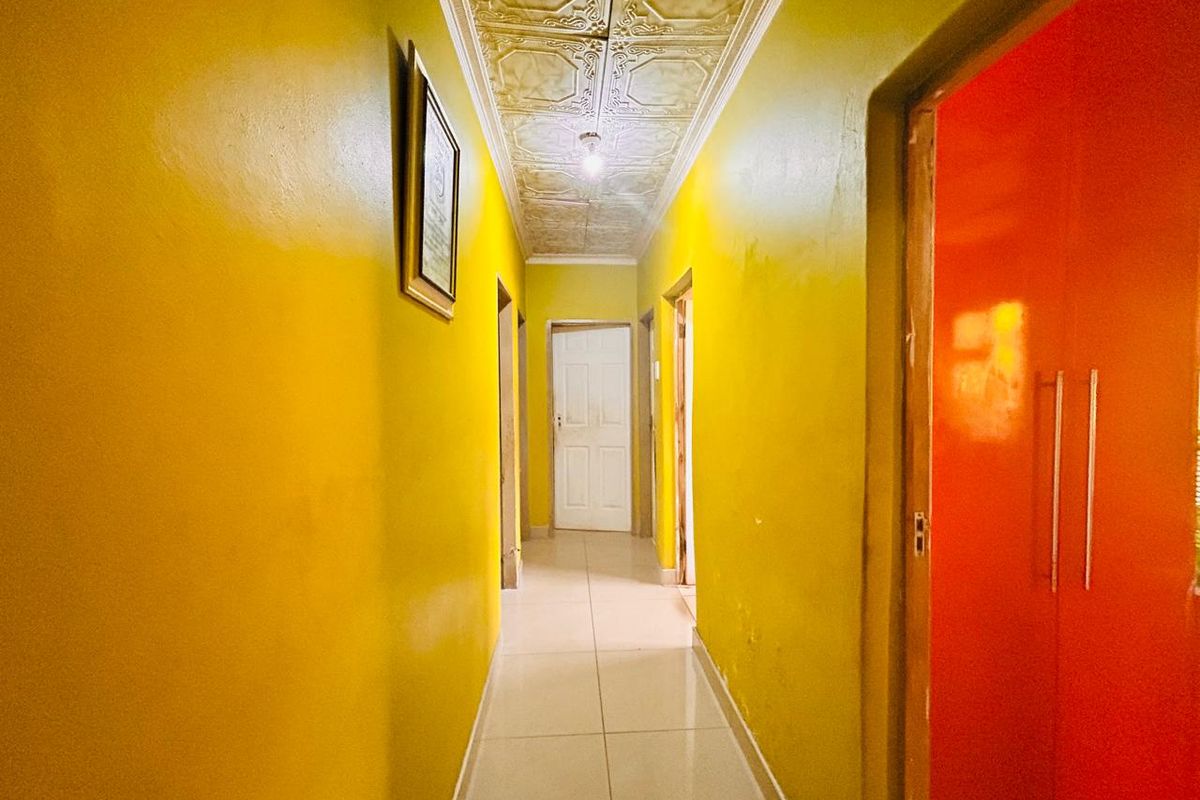 Investment Property for Sale – KwaDlangwezwa - Photo 3