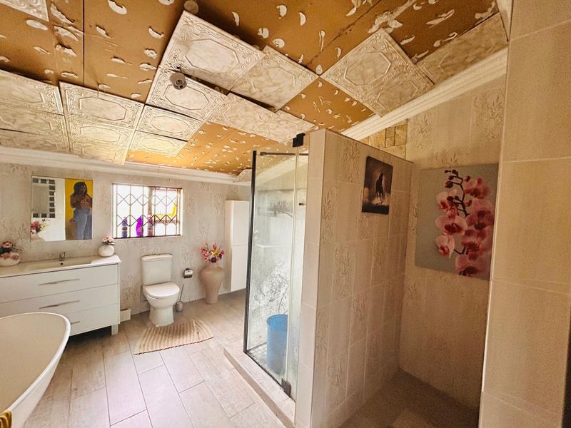 Investment Property for Sale – KwaDlangwezwa - Photo 7