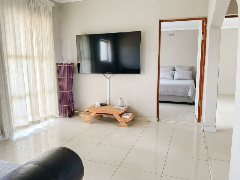 Spacious 3-Bedroom Family Home for Sale in KwaDlangezwa, Ongoye - Photo 3
