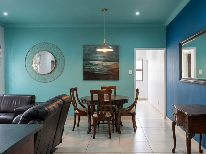 LUXURY AND LIFESTLYE HOME - Photo 3