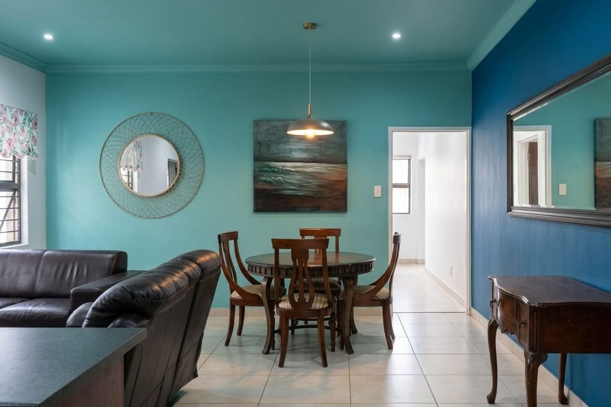 LUXURY AND LIFESTLYE HOME - Photo 3