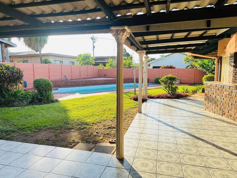 4 Bedroom House For Sale In Grantham Park, Empangeni - Photo 3