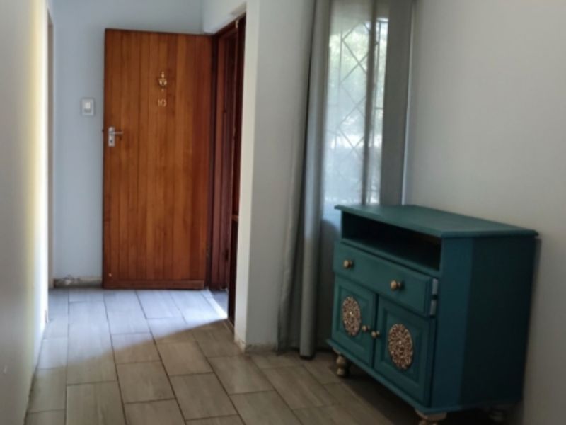 3 Bedroom House For Sale In Arboretum - Photo 5