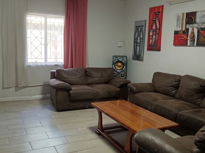 3 Bedroom House For Sale In Arboretum - Photo 4