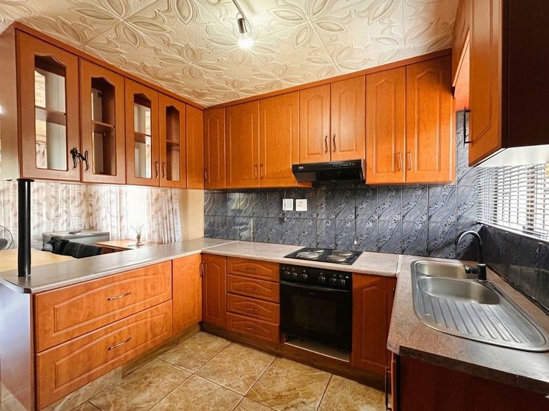 THE PERFECT PROPERTY TO CALL HOME - Photo 3