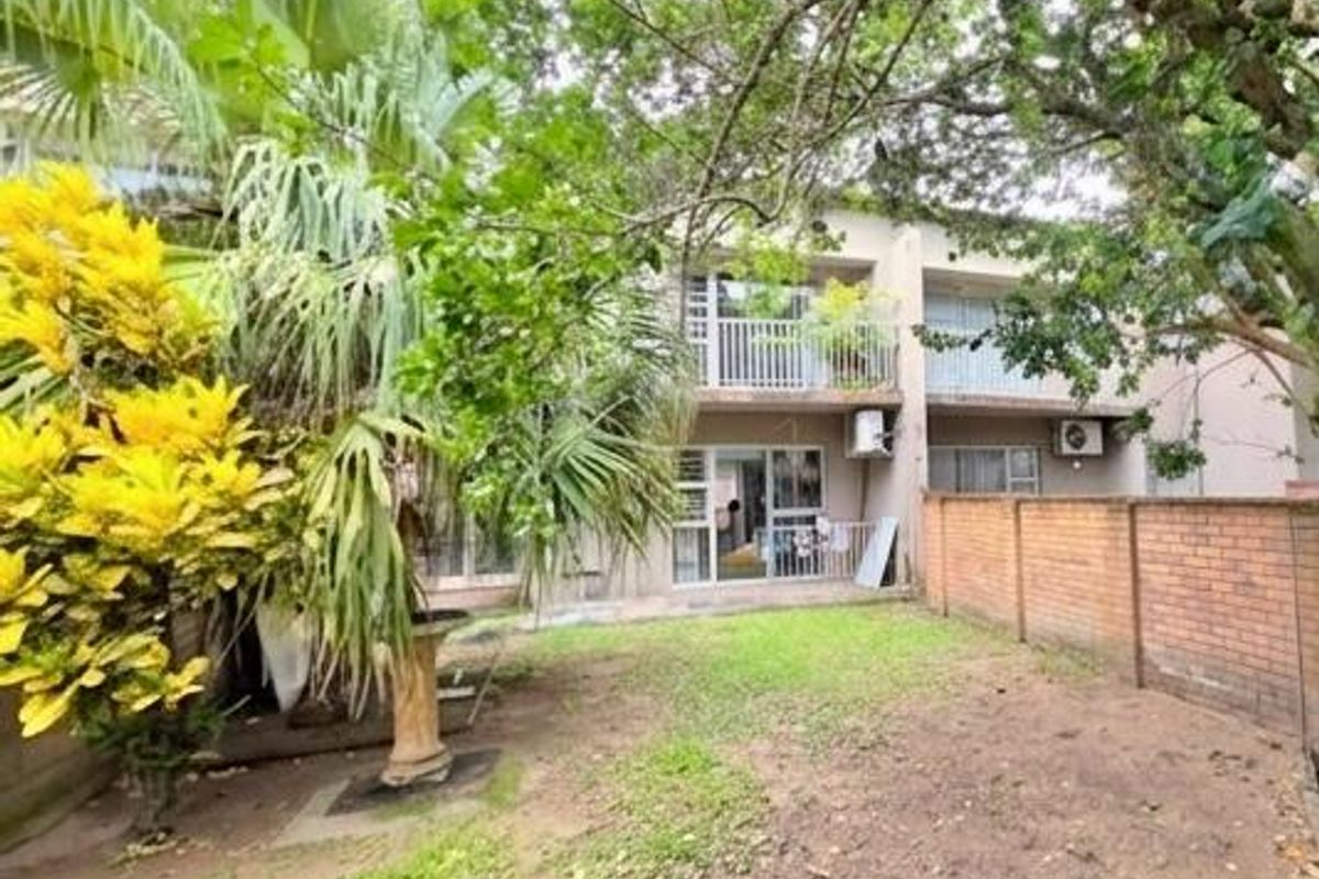 2 bedroom Duplex in Meerensee - Photo 2