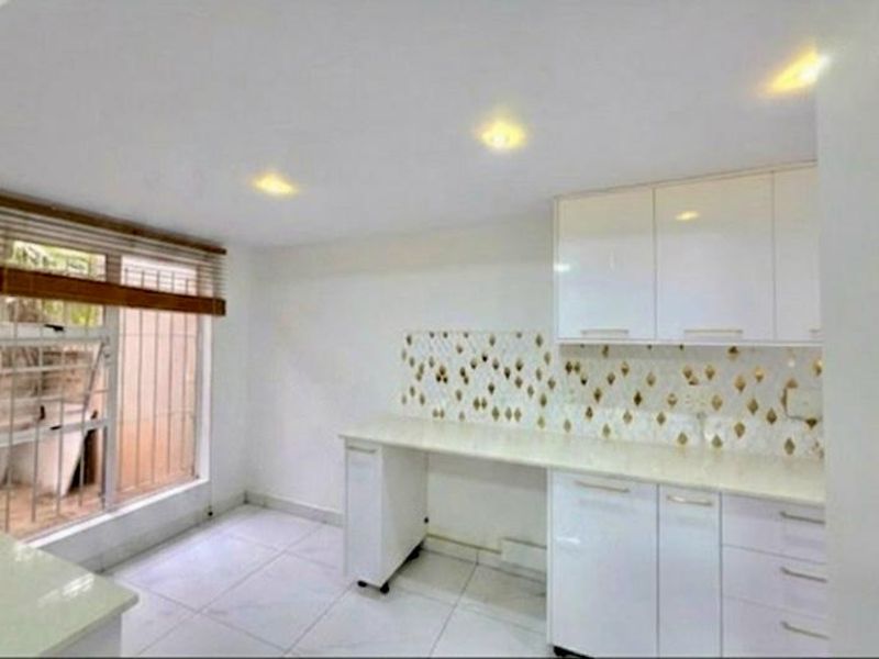 2 bedroom Duplex in Meerensee - Photo 6