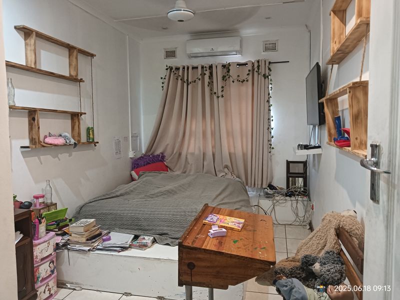 Spacious 4 Bedroom Family Home - Photo 10