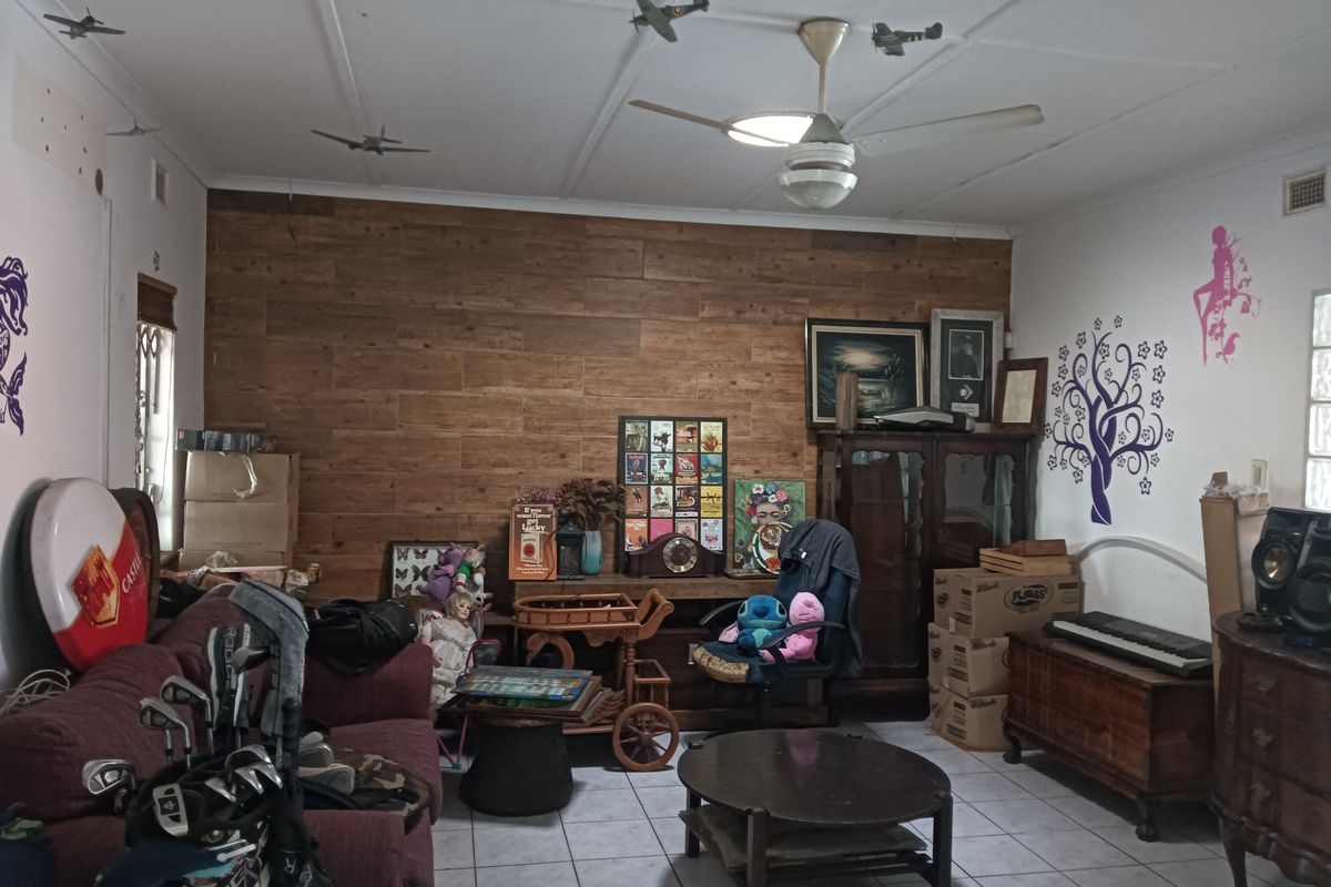 Spacious 4 Bedroom Family Home - Photo 3