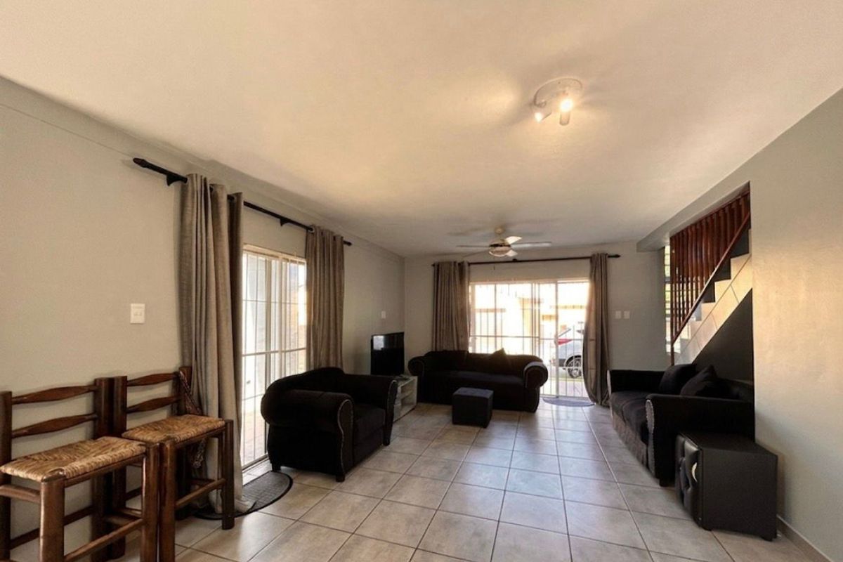 WELCOME TO THE 3 BEDROOMS DUPLEX IN MEER EN SEE - Photo 3