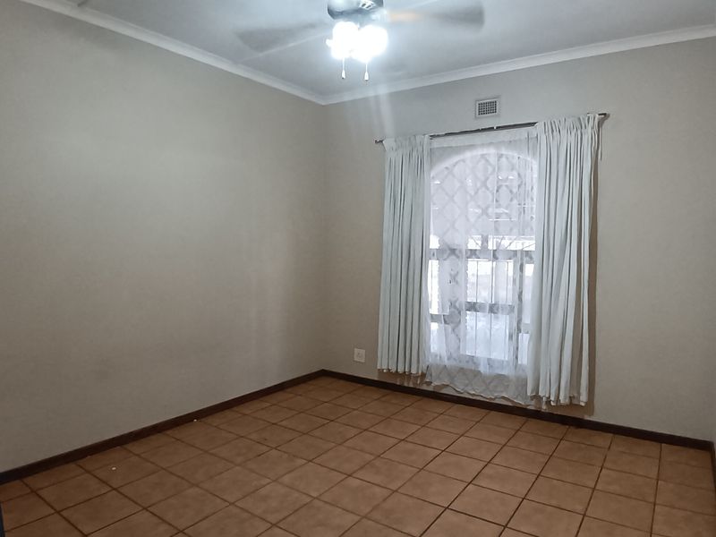 3 Bedroom House In Veld-en-Vlei - Photo 9
