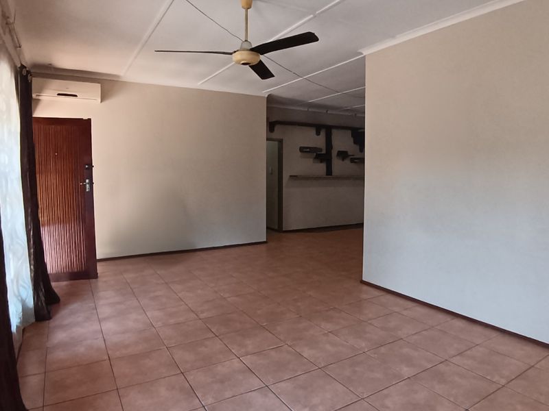 3 Bedroom House In Veld-en-Vlei - Photo 3