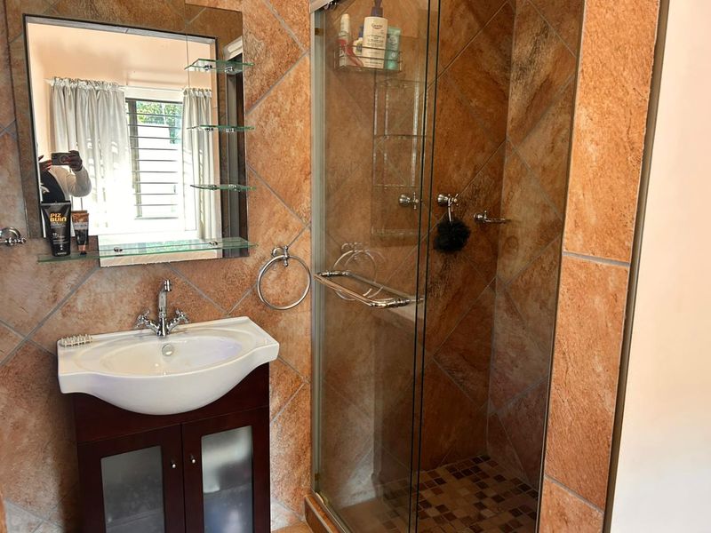 Welcome to this outstanding and exceptionally spacious 9-bedroom residence - Photo 8