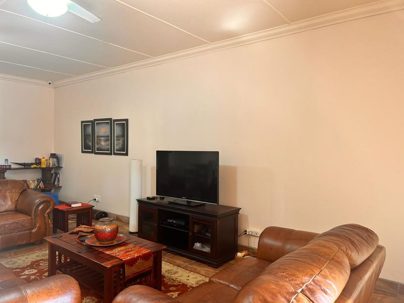 Welcome to this outstanding and exceptionally spacious 9-bedroom residence - Photo 2