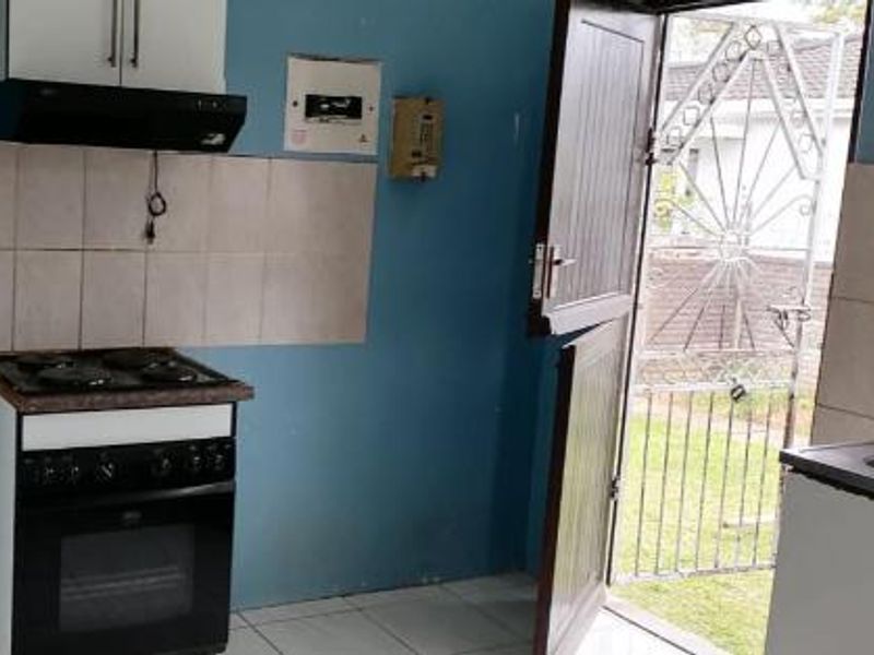 A Place to Call Home: Spacious 3-Bedroom Living in Esikhawini - Photo 5