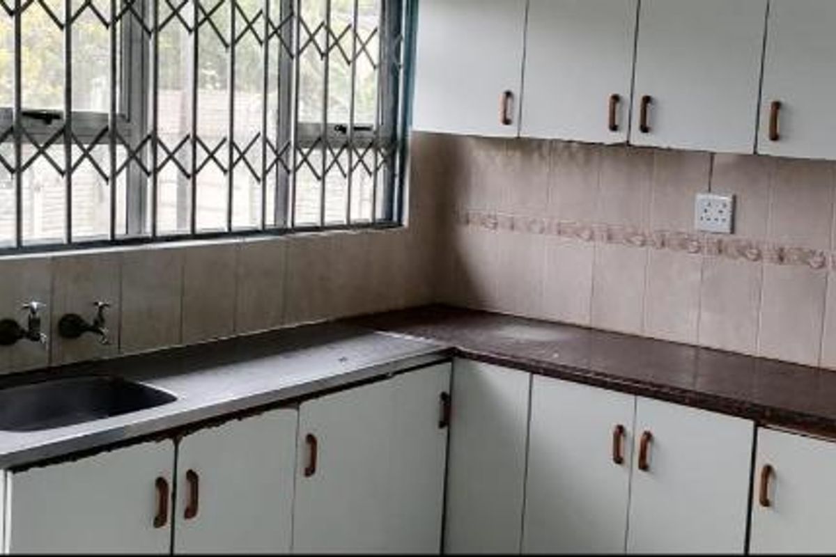 A Place to Call Home: Spacious 3-Bedroom Living in Esikhawini - Photo 4