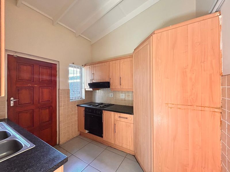 🏡 Charming 2-Bedroom Townhouse for Sale in Meer En See - Photo 8