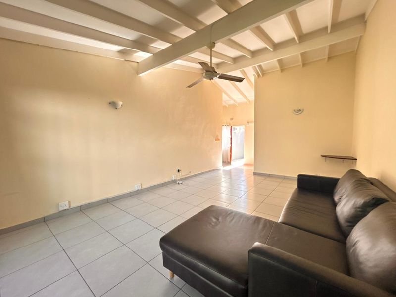 🏡 Charming 2-Bedroom Townhouse for Sale in Meer En See - Photo 6