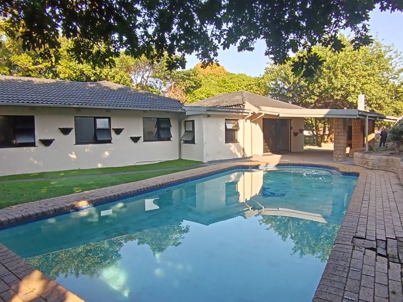 Spacious Family Home with Garden Cottage in Prime Arboretum Location - Photo 1