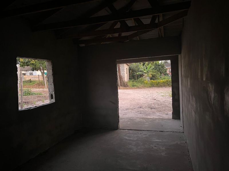 2-Bedroom House for Sale in Esikhawini - Photo 4