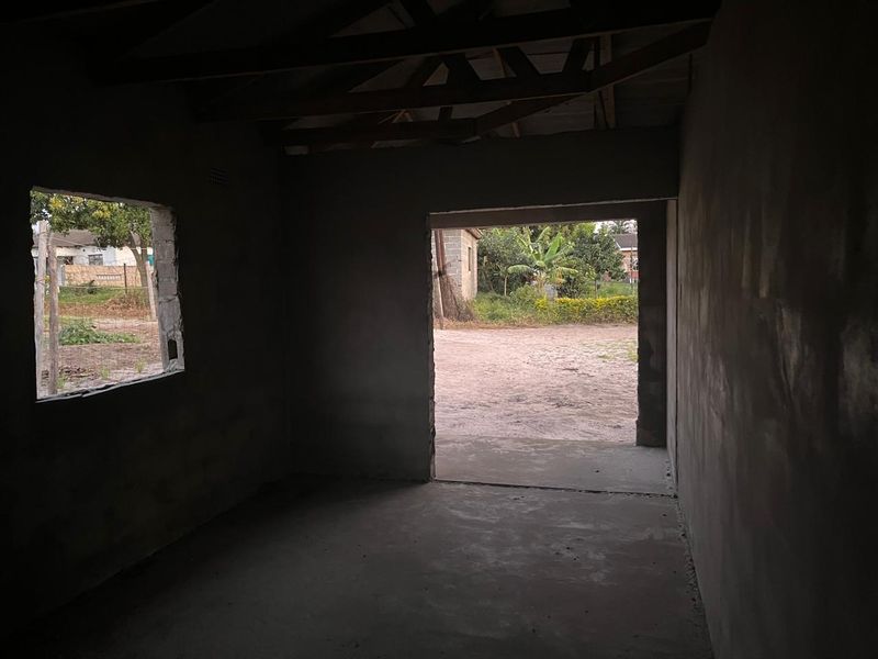 2-Bedroom House for Sale in Esikhawini - Photo 6
