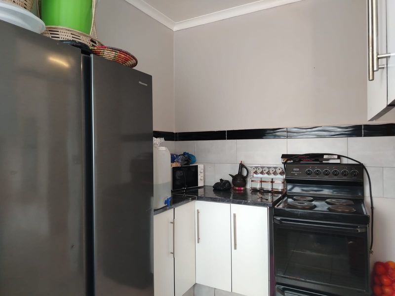 Neat as a Pin Top Floor Unit - Photo 7